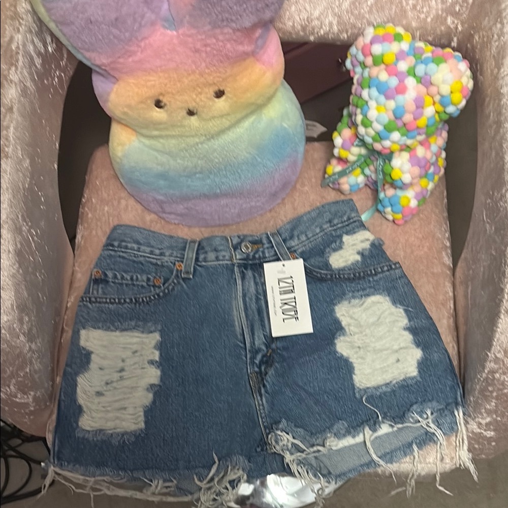 LEVI'S Distressed Denim Shorts